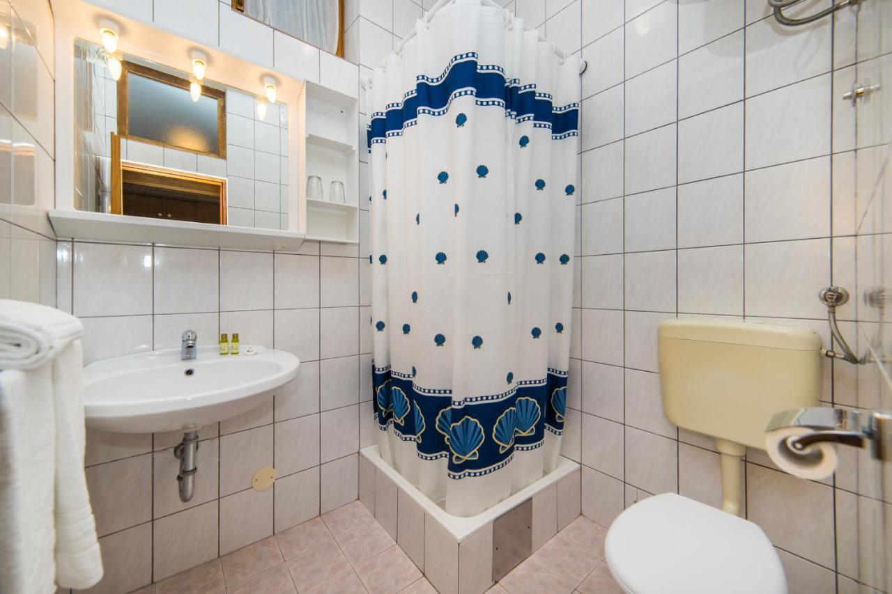Apartmani Aida Zivogosce Ngoại thất bức ảnh