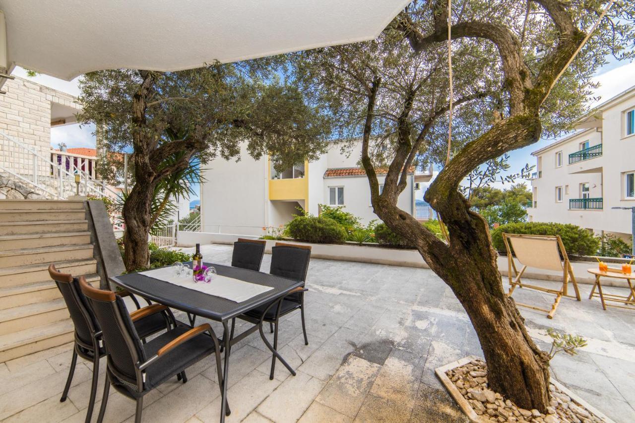 Apartmani Aida Zivogosce Ngoại thất bức ảnh