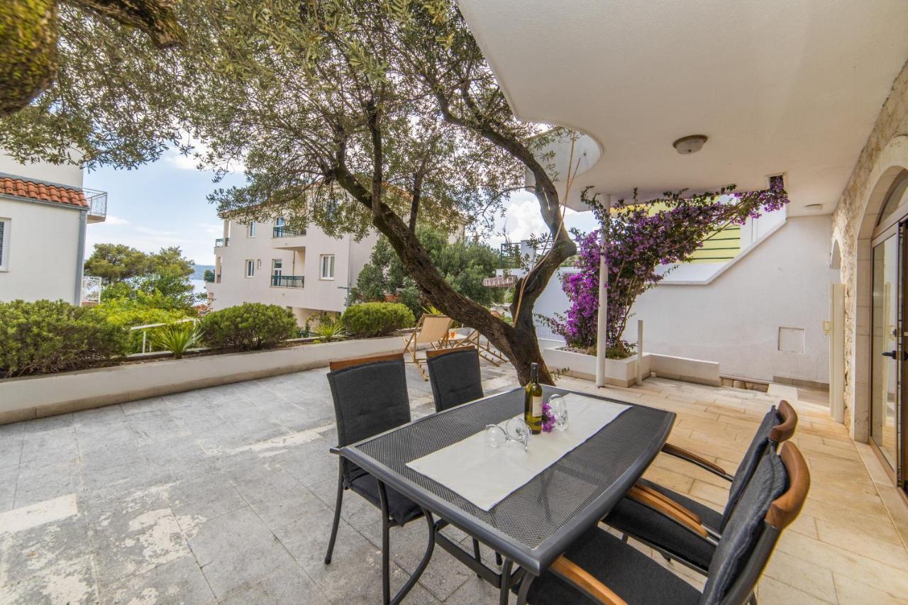 Apartmani Aida Zivogosce Ngoại thất bức ảnh
