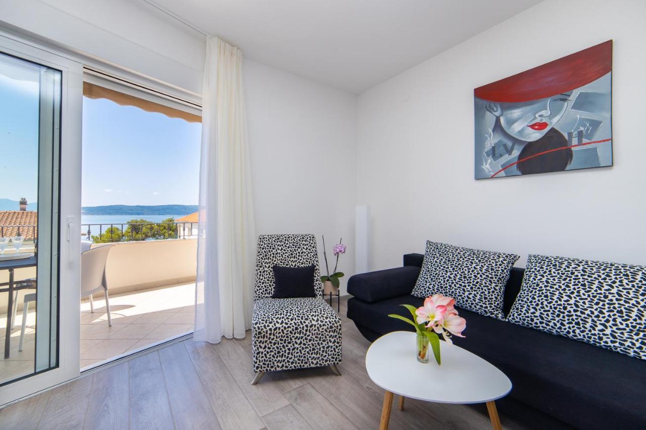 Apartmani Aida Zivogosce Ngoại thất bức ảnh