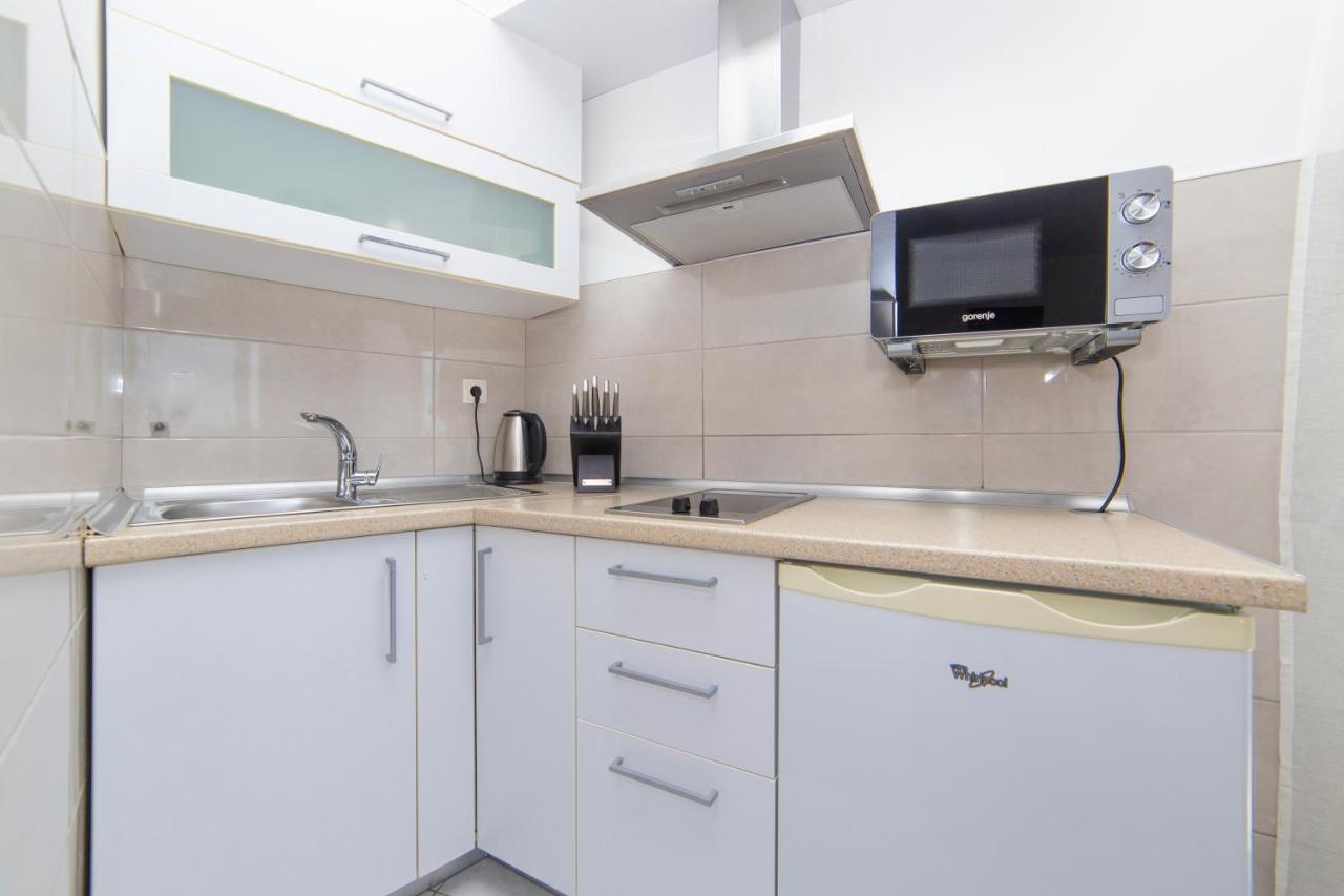 Apartmani Aida Zivogosce Ngoại thất bức ảnh